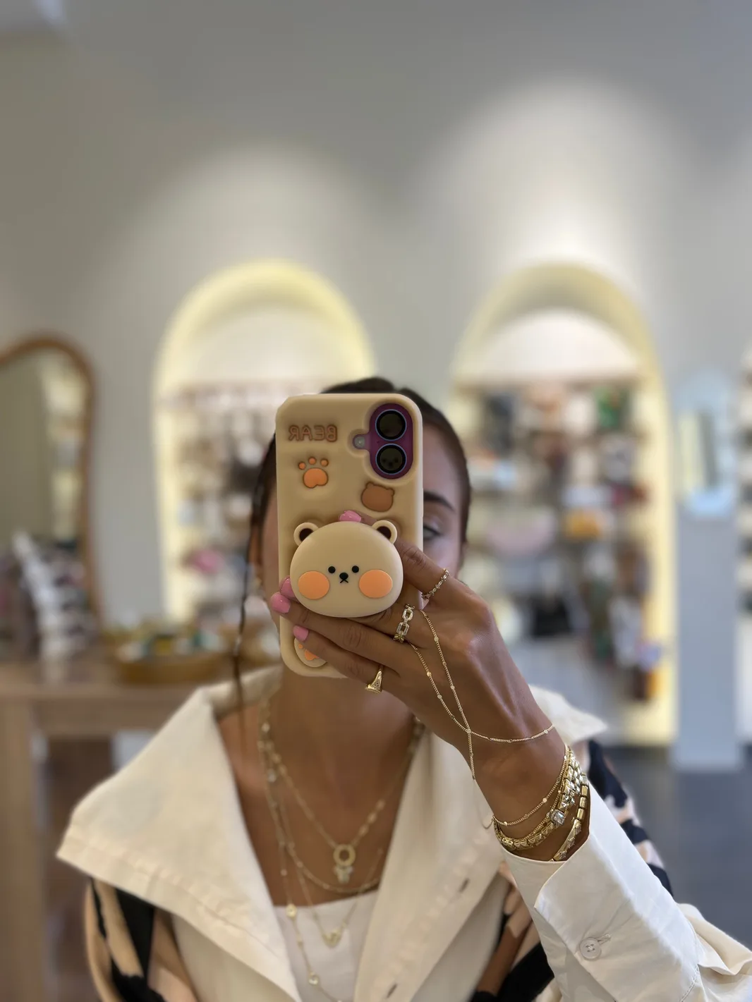 İphone 16 Pop Bear Socketli Stand Kılıf — 2. fotoğraf