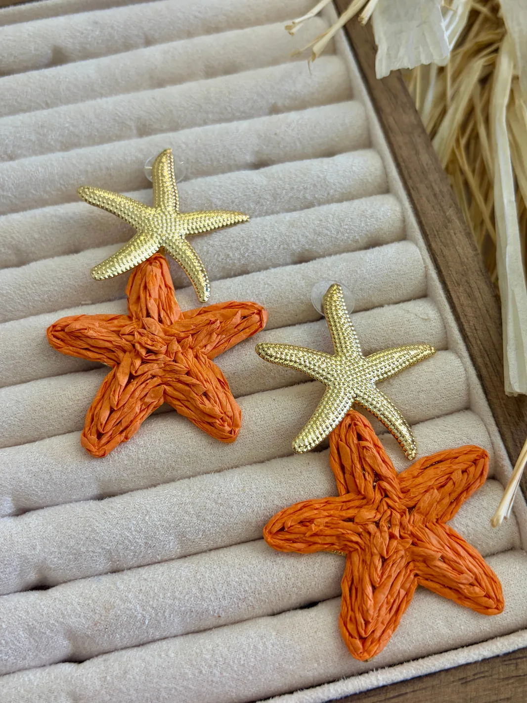 Deniz Yıldızı Gold Detaylı Küpe — 1. fotoğraf
