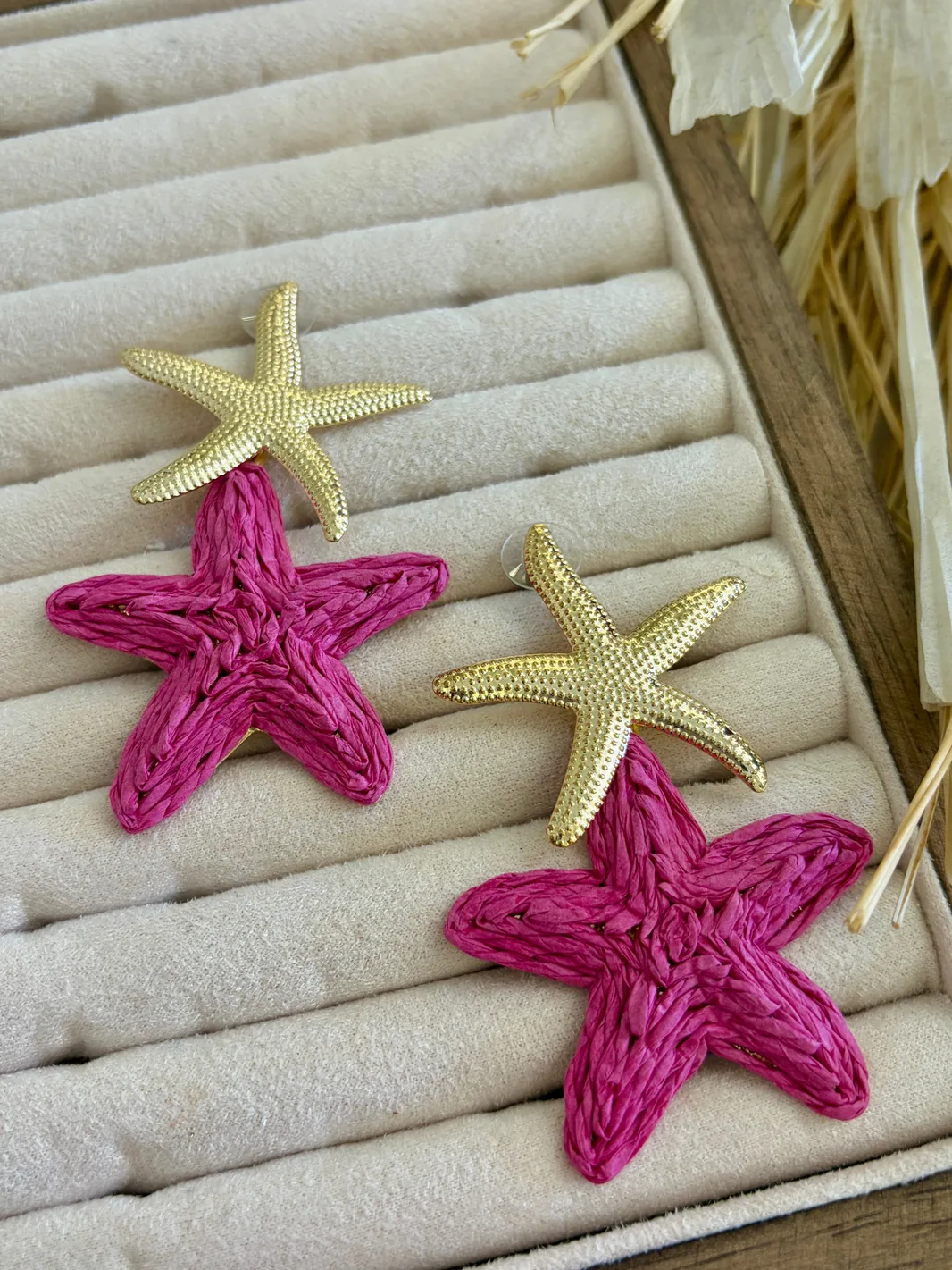 Deniz Yıldızı Gold Detaylı Küpe — 3. fotoğraf