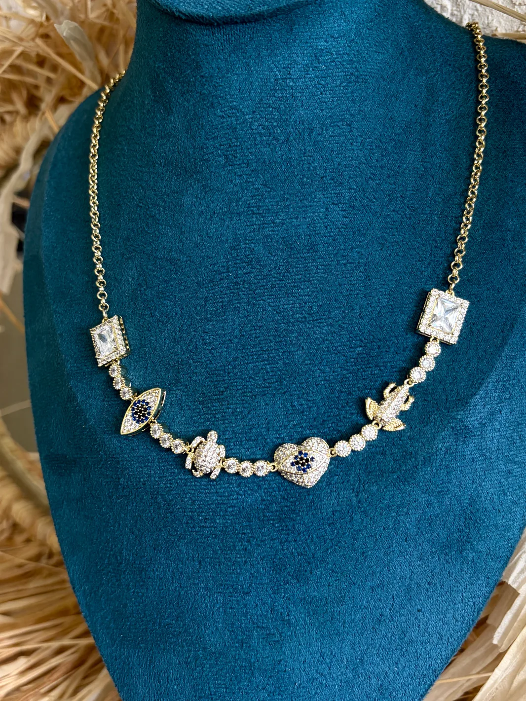 Zarif Charm Kolye — 3. fotoğraf