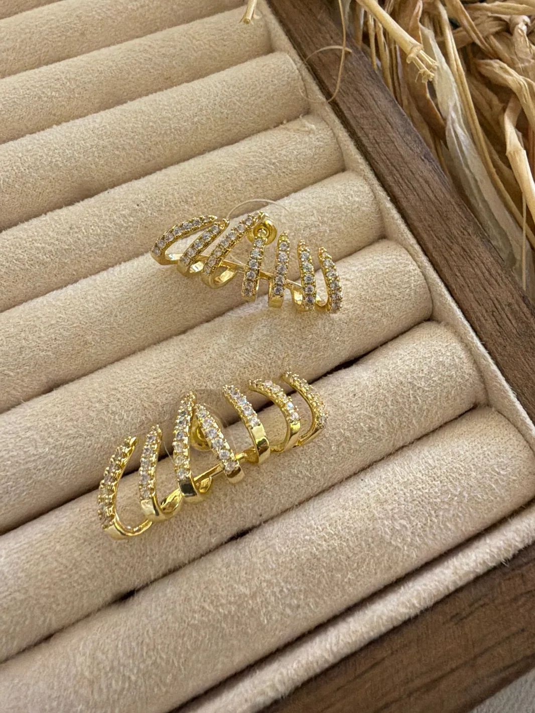 Çoklu Premium Zirkon Taşlı Küpe — 1. fotoğraf