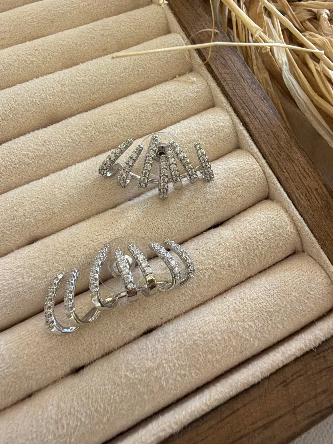Çoklu Premium Zirkon Taşlı Küpe — 2. fotoğraf